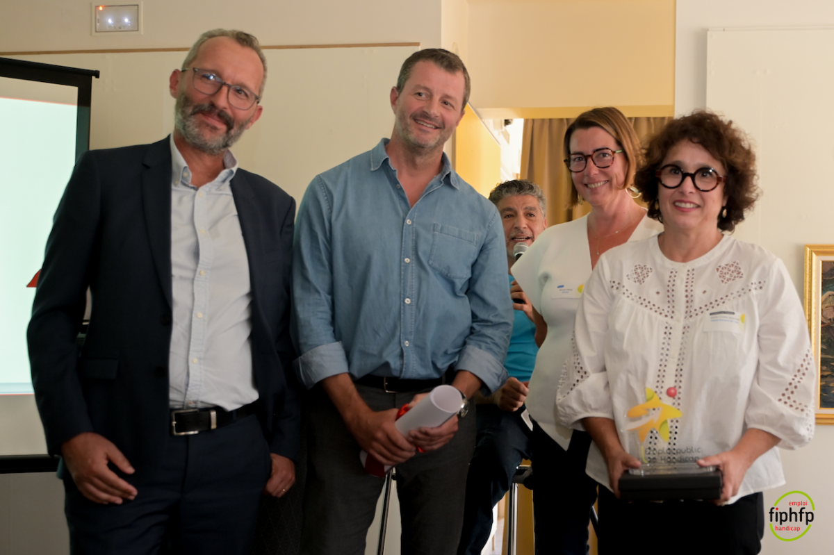 Equipe du conseil départemental du Var lauréate des trophées dans la catégorie Accessibilité universelle