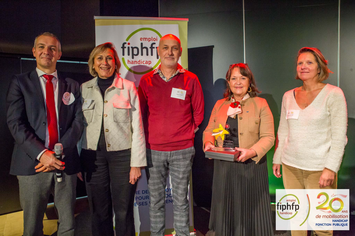 Equipe de la Ville d'Angers ayant reçu le trophée dans la catégorie Maintien dans l'emploi