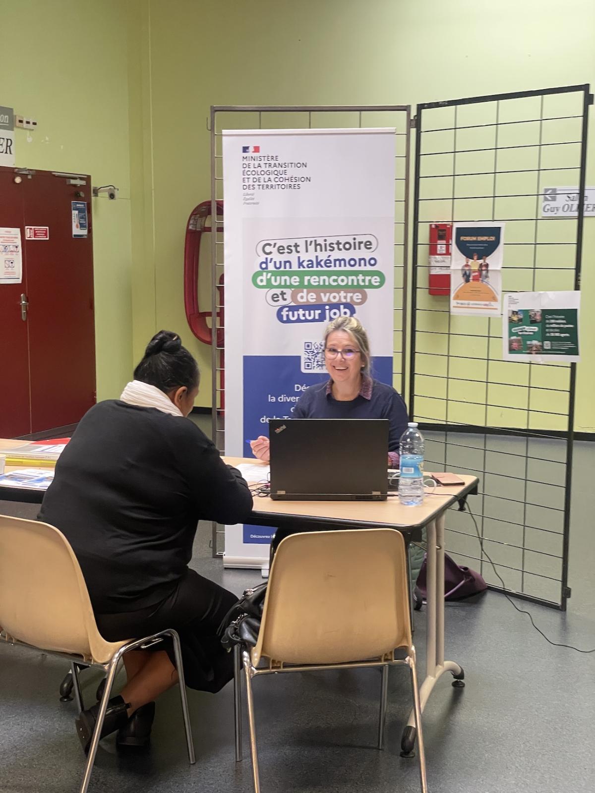 Stand de l'Etat sur l'atelier territorialisé dans le Puy-de-Dôme