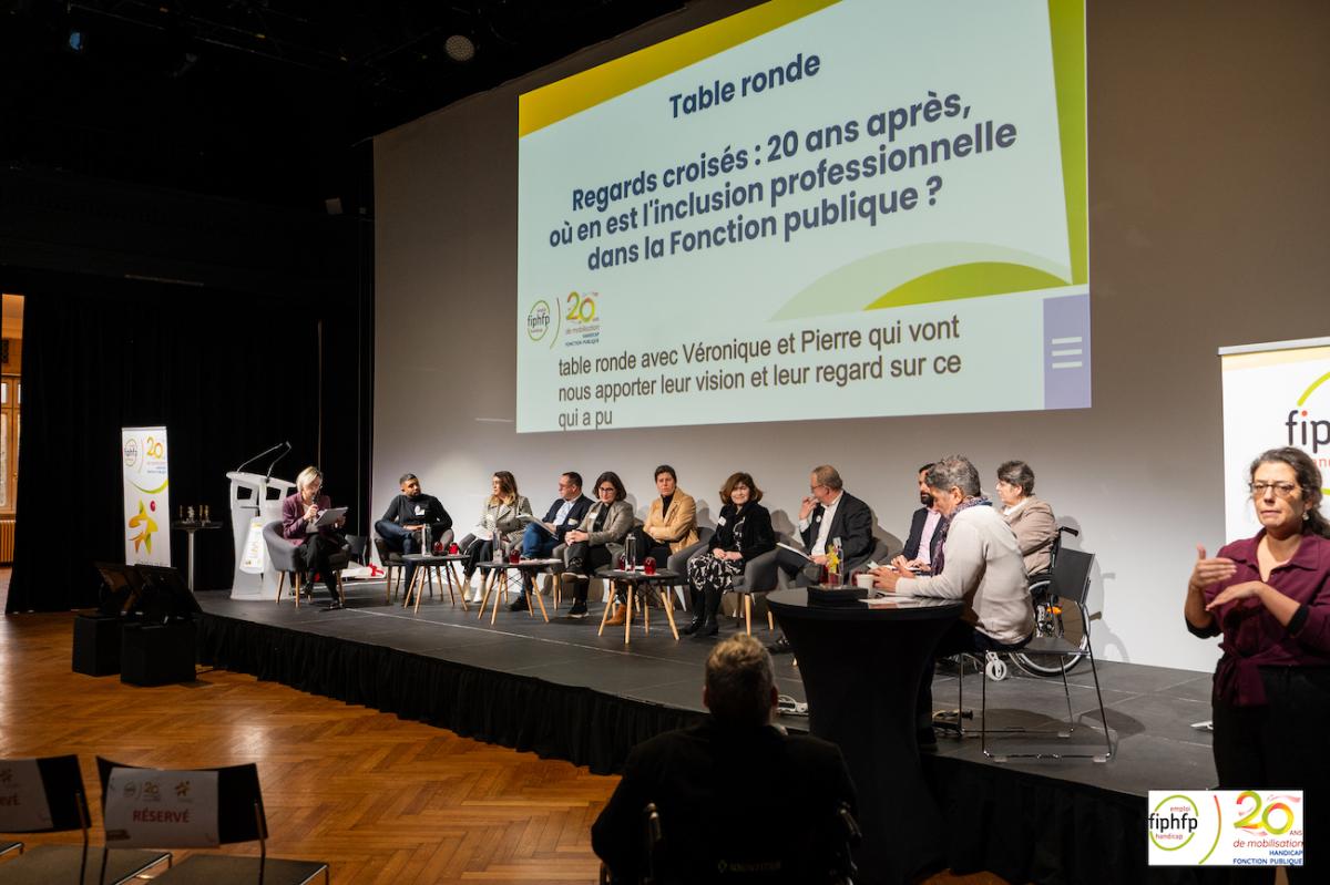 Participants à la table ronde