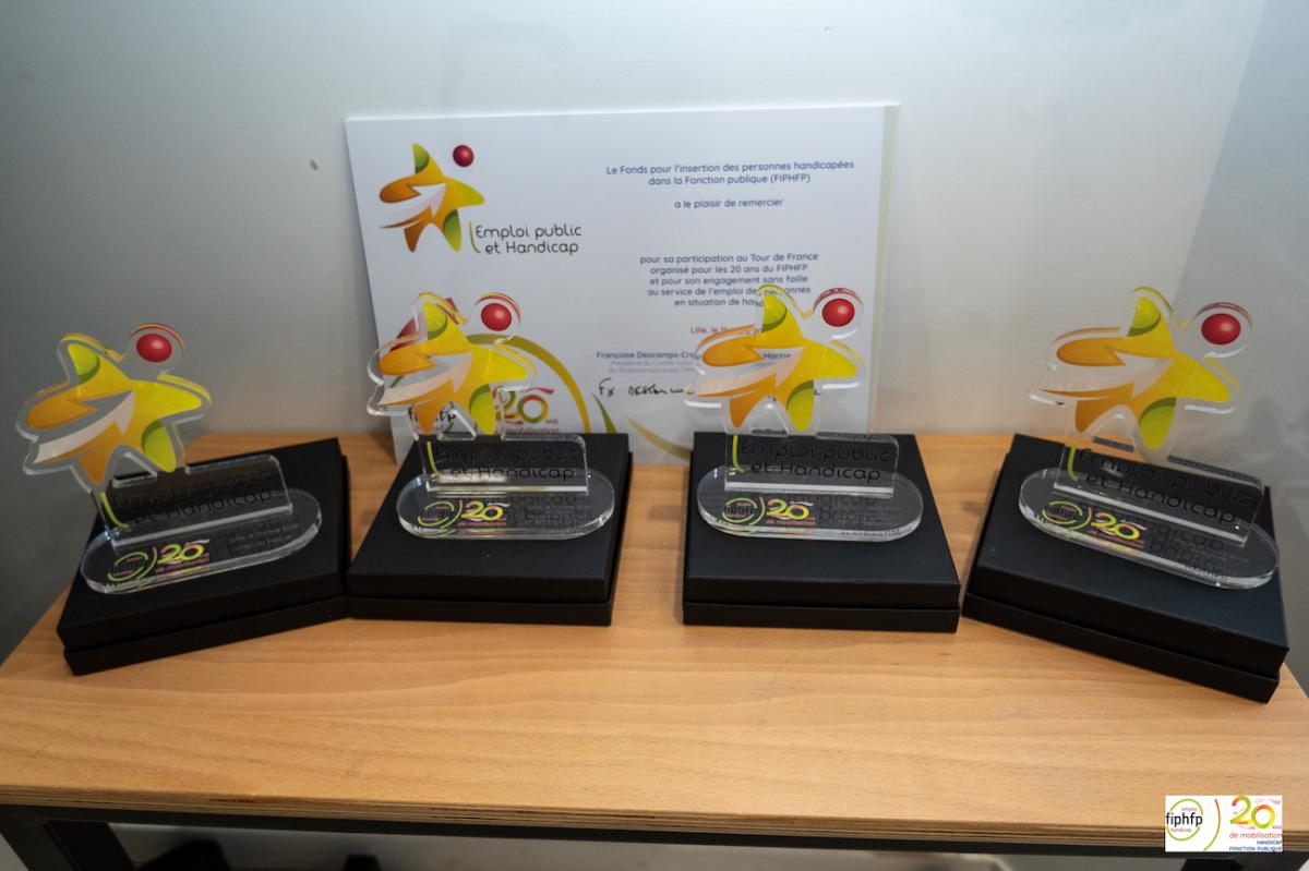 Photo des trophées des 20 ans