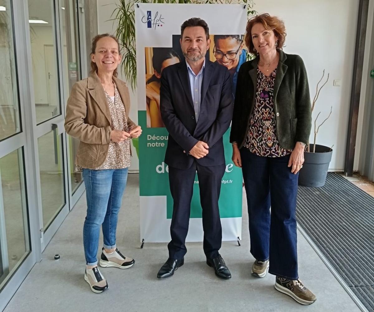 Thierry Lallemand, DTH du FIPHFP en Paca et Corse, entourée de deux représentantes du CNFPT