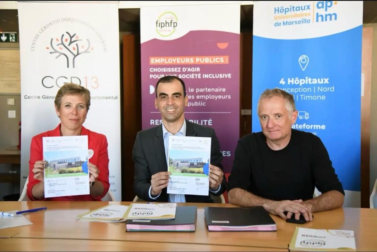 Signataires de la convention entre le FIPHFP et le CGD des Bouches-du-Rhône