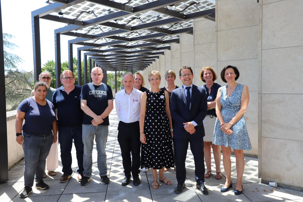 Ensemble des personnes présentes lors de la signature de convention entre le FIPHFP et la région Bourgogne-Franche-Comté