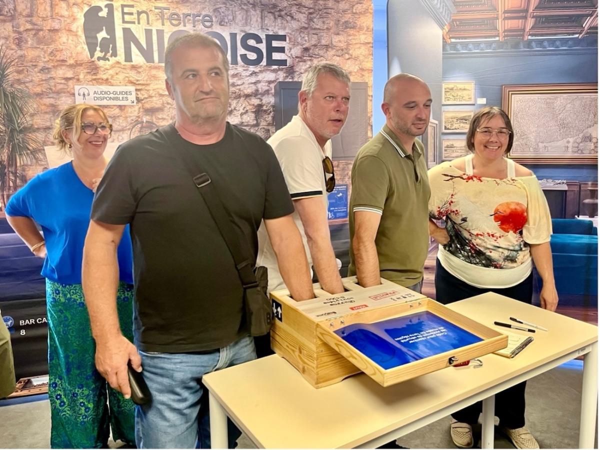 Participants qui expérimentent l'escape game